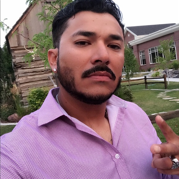 Meet your Posher, Fernando - Picture 1 of 1